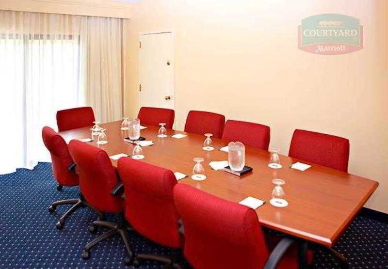 คอร์ตยาร์ด ดัลลัส แอดดิสัน/มิดเวย์ Hotel ภายนอก รูปภาพ
